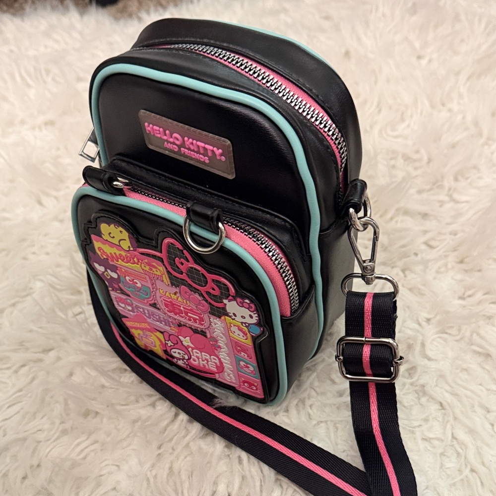 Hello Kitty Black Bag with Pink & Aqua Accents - Picture 5 of 7